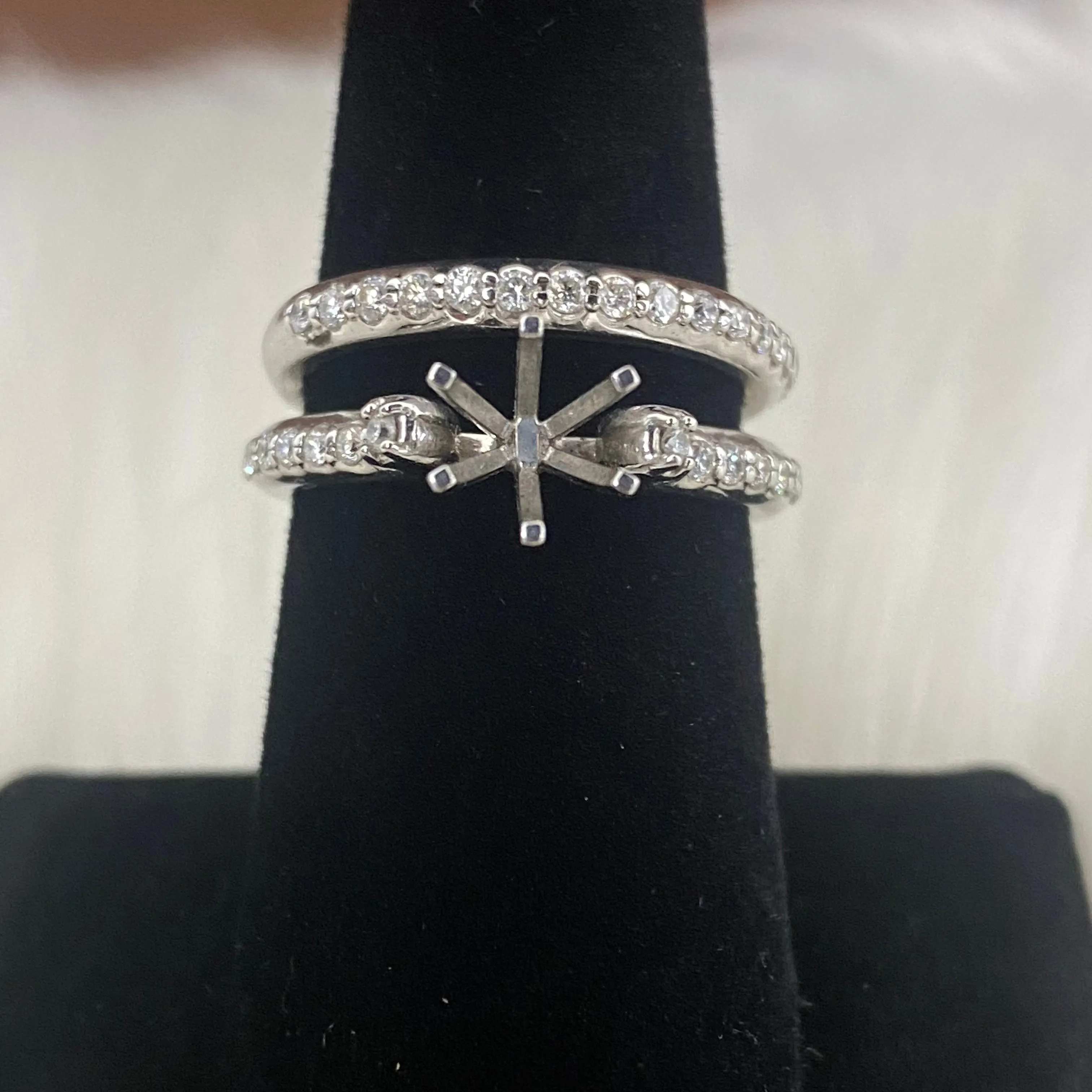 14K White Gold Diamond Luxury Wedding Setting No Stone Engagement Ring Ct Dia / 8.8gr / Size 7