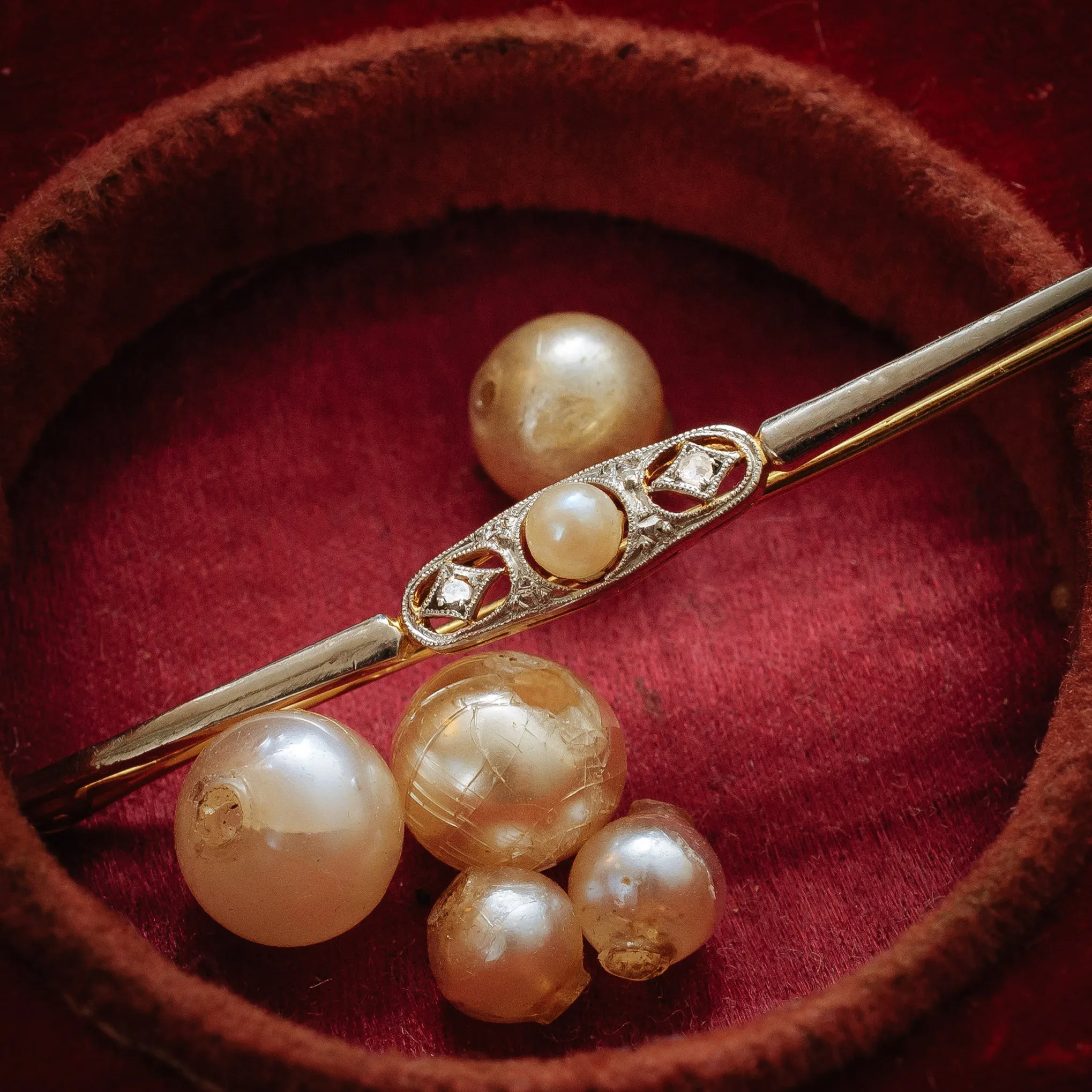 Fine Filigree Edwardian 18ct Gold Pearl and Diamond Brooch