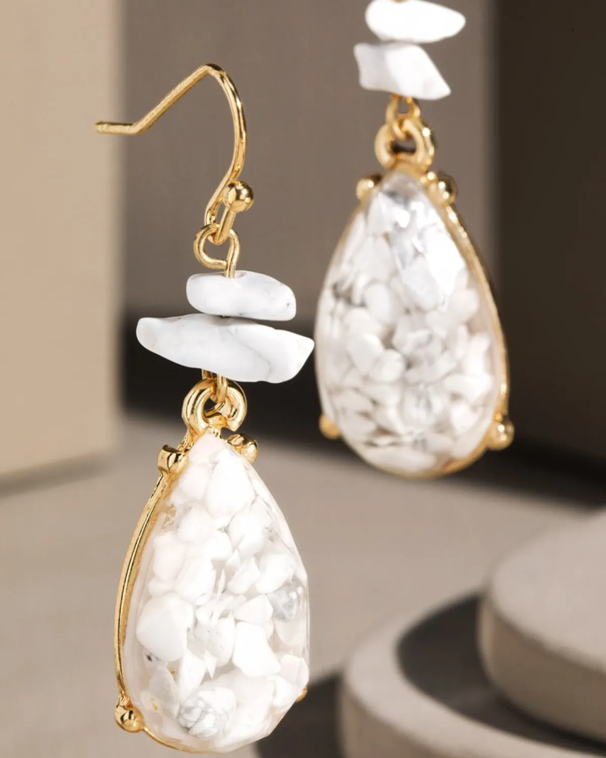 Urbanista Semi Stone Teardrop Earrings (More colors available) - Es1c1e9016